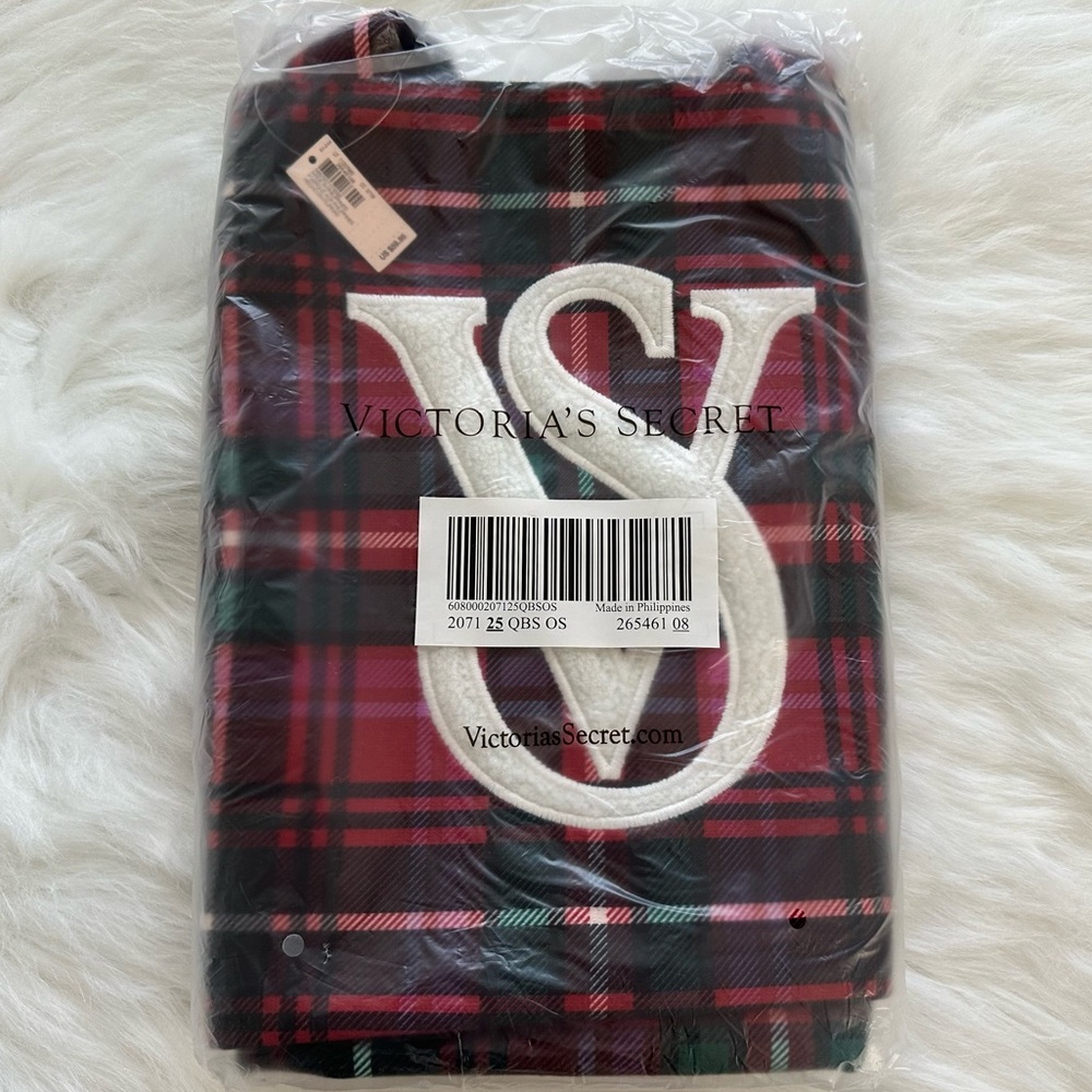 Victoria’s Secret Tote